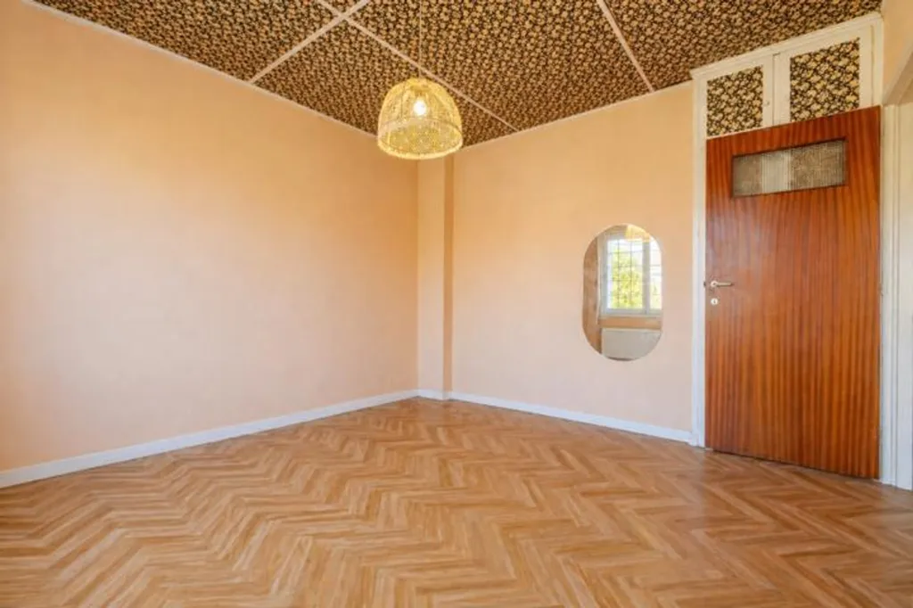 other_room