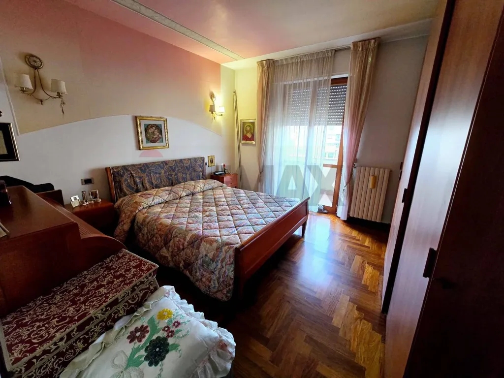 Maison 10 pièces à IT