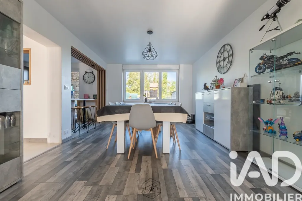 Salle à manger - Villa Rénovée avec Jardin à Thionville