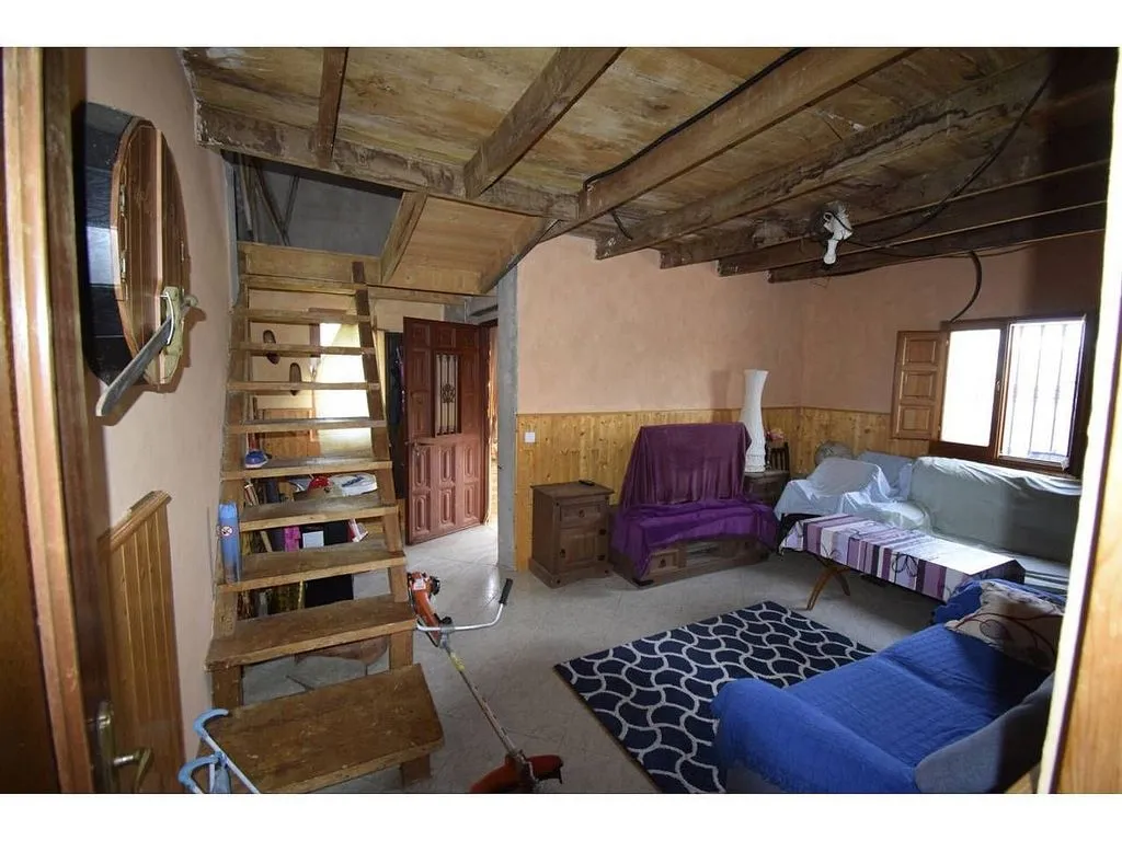 Pièces - Rustic House with Terraces in Valsemana