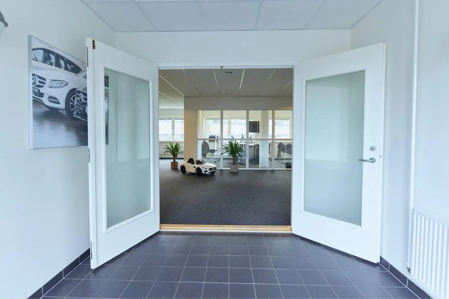 Entrée - Modern Office with Green Views in Kolding
