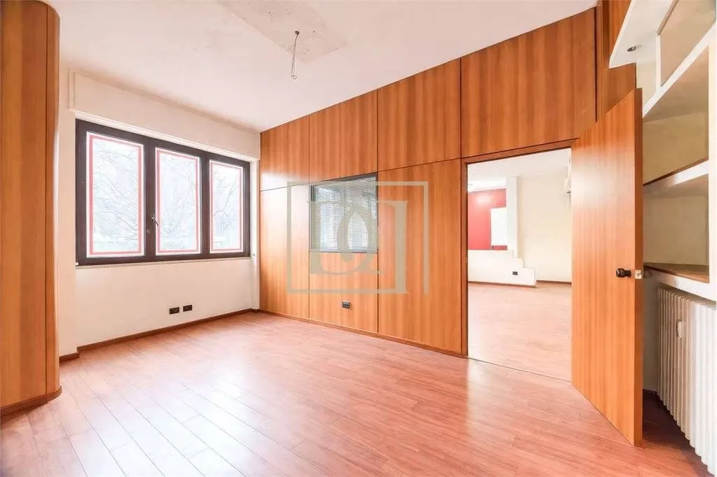 Séjour - Two-Level Office in Central Milan