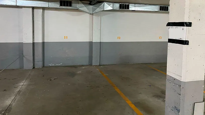 Garaaž - Parking Space in Piera, Barcelona