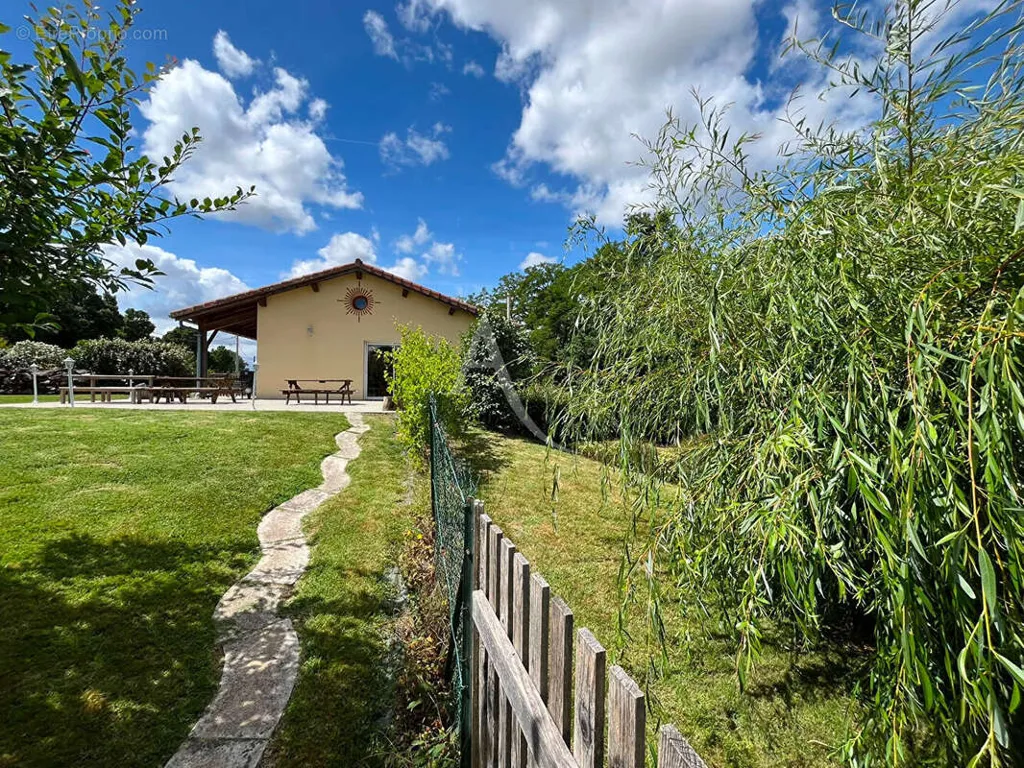 Giardino - Charming House with Pool in Rural Area