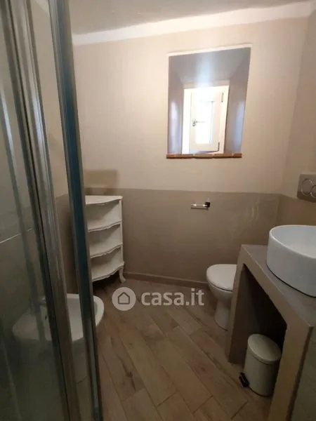 Salles de bain - Rustic Trilocale with Garden in Pistoia