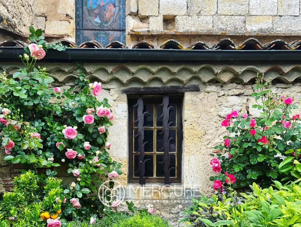 Garden - Château with Panoramic View in Lomagne