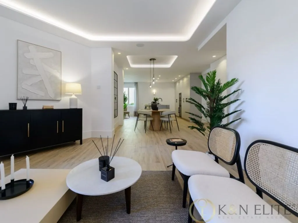 Séjour - Luxury Flat with Home Automation in Almagro, Madrid