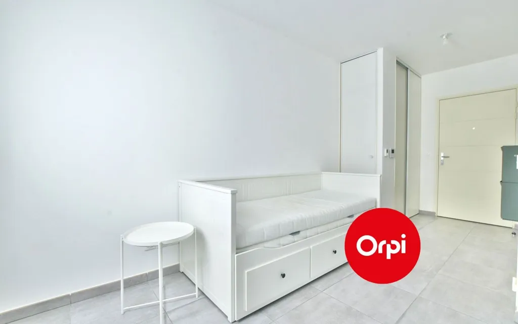 Magamistoad - Meubled Studio with Central Heating in Lyon 3