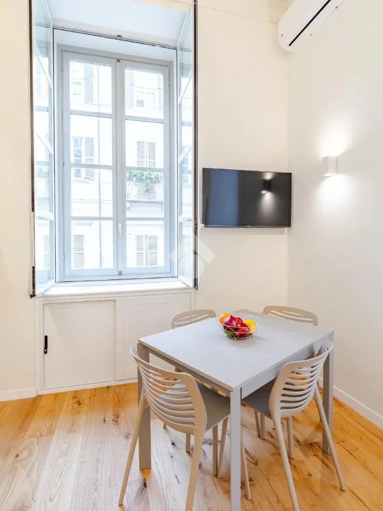Salle à manger - Modern 2-Bedroom Apartment in Torino Centre