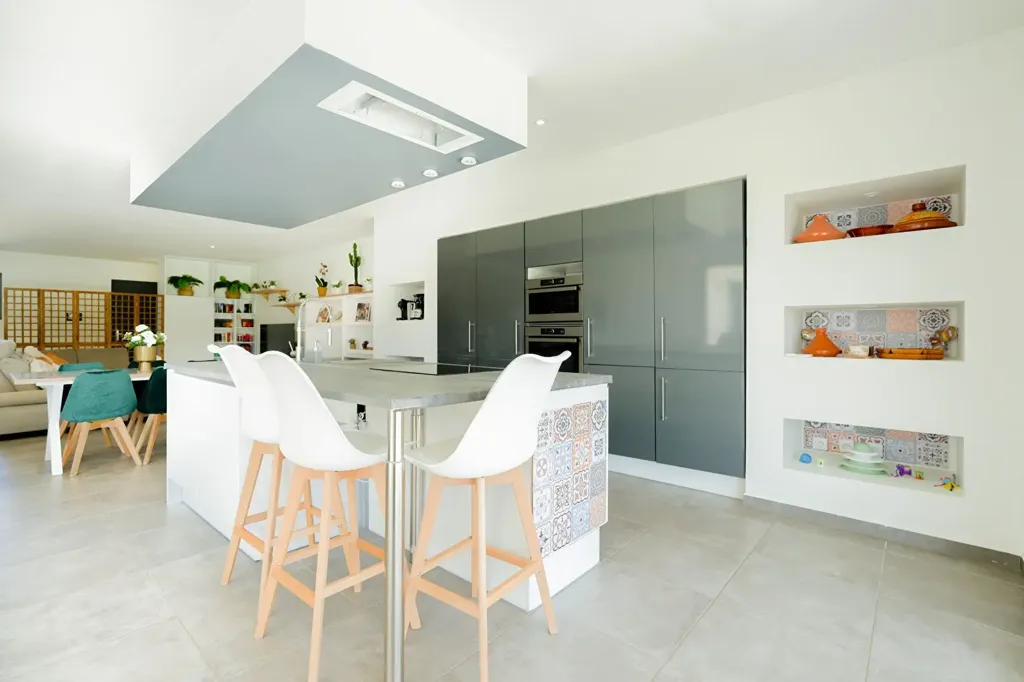 Cuisine - Maison avec Piscine et Jardin à VENTABREN