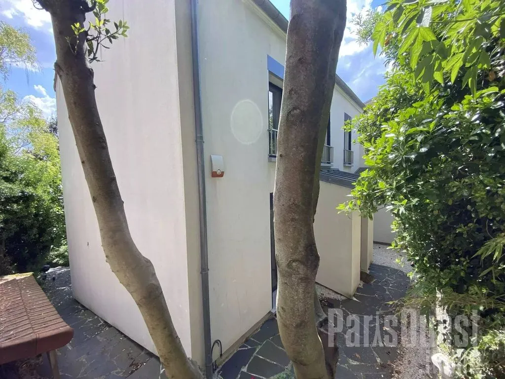 Jardin - Maison de Luxe avec Jardin au Calme à Sèvres