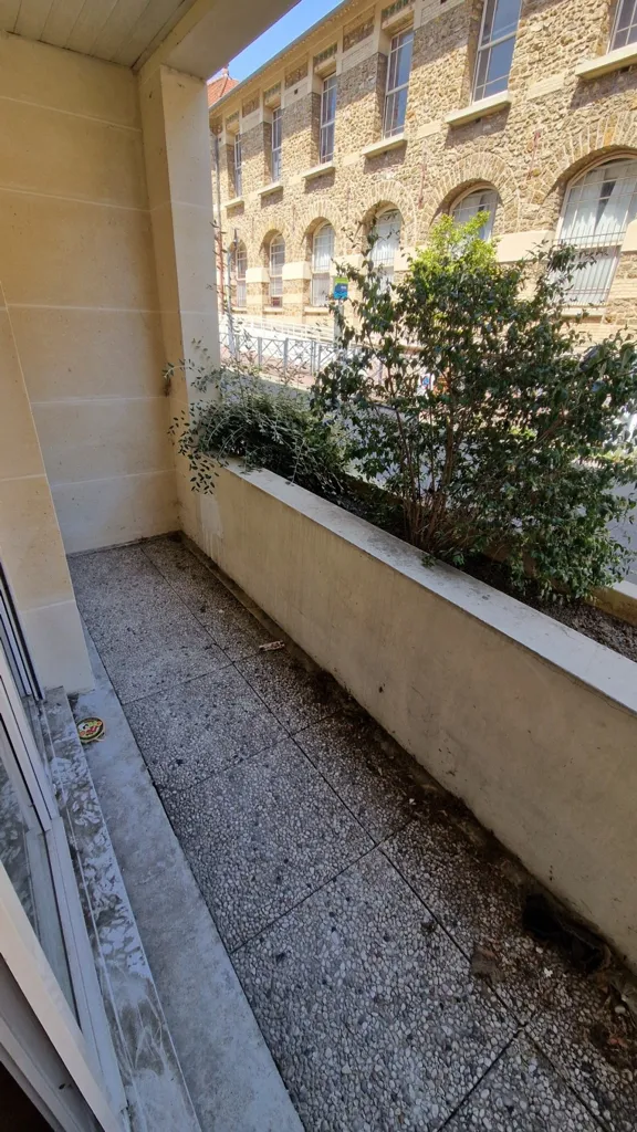 Balcone - Studio with Balcony in Nogent-sur-Marne Centre