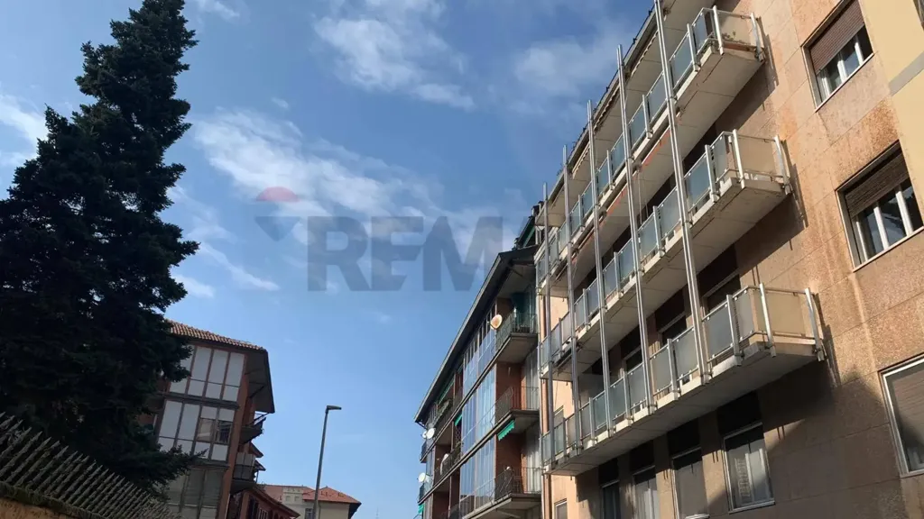 Välivaade - Rusticated Apartment with Panoramic View in Pavia