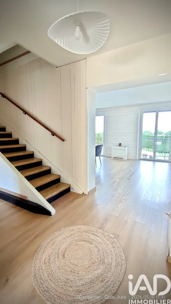 Pièces - Maison Traditionnelle Rénovée avec Balcon à Dole
