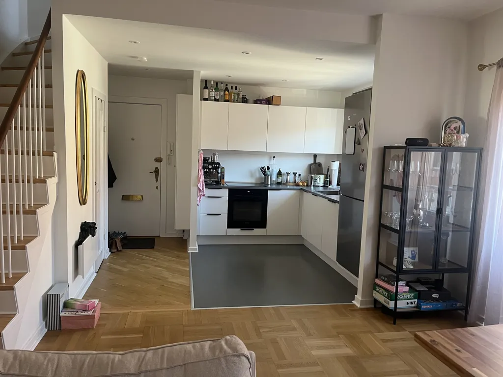 Köök - Renovated Flat with Balcony in Gentofte