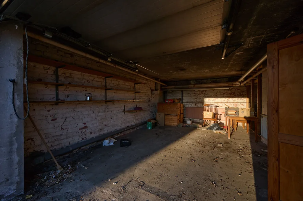 Garage - Bright End Apartment with Sauna in Karhula, Kotka