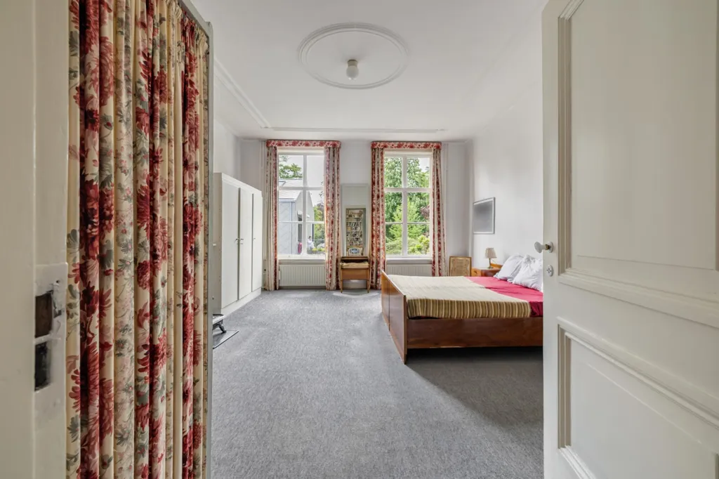Bedrooms - Monumental Villa with Historical Charm in Breda