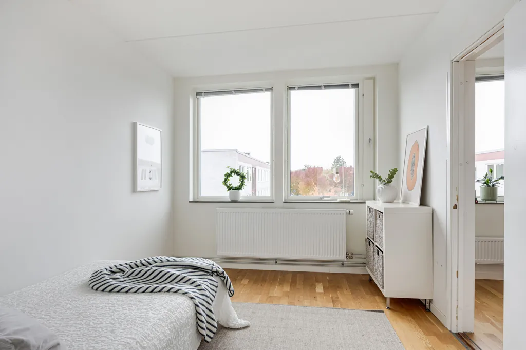 Magamistoad - Spacious Penthouse with Balcony in Lund