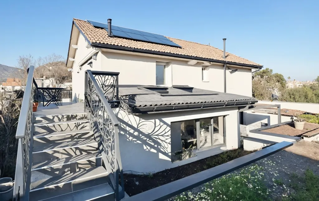 Extérieur - Villa Rénovée avec Vue Montagne à Cessy
