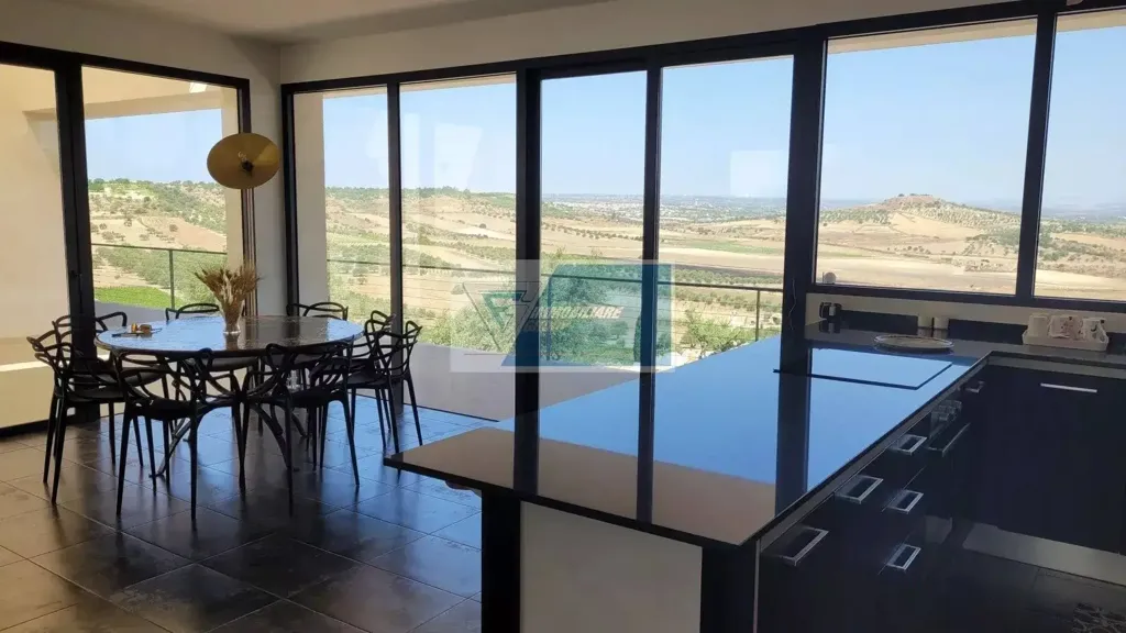 Söögituba - Villa with Pool on Hill in Noto