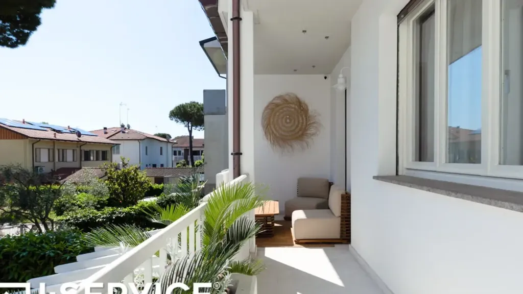 Rõdu - Villa Portion with Sea Access in Cervia