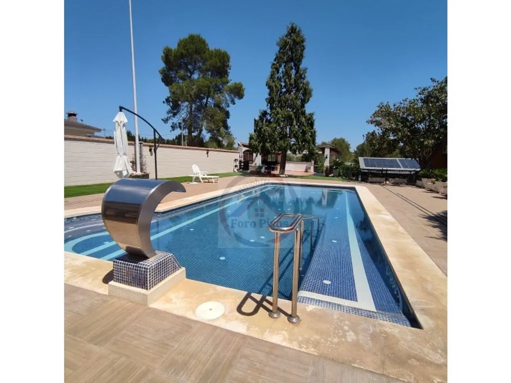 Bassein - Luxury Villa with Pool in Bellús, Valencia