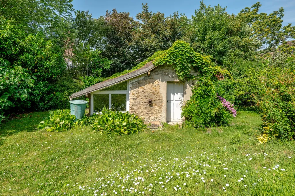 Jardin - Maison d'Architecte Lumineuse avec Dépendance à Verrières-le-Buisson