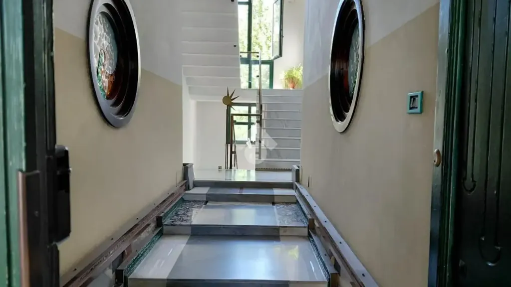Esik - Post-Terrace Apartment near Avellino