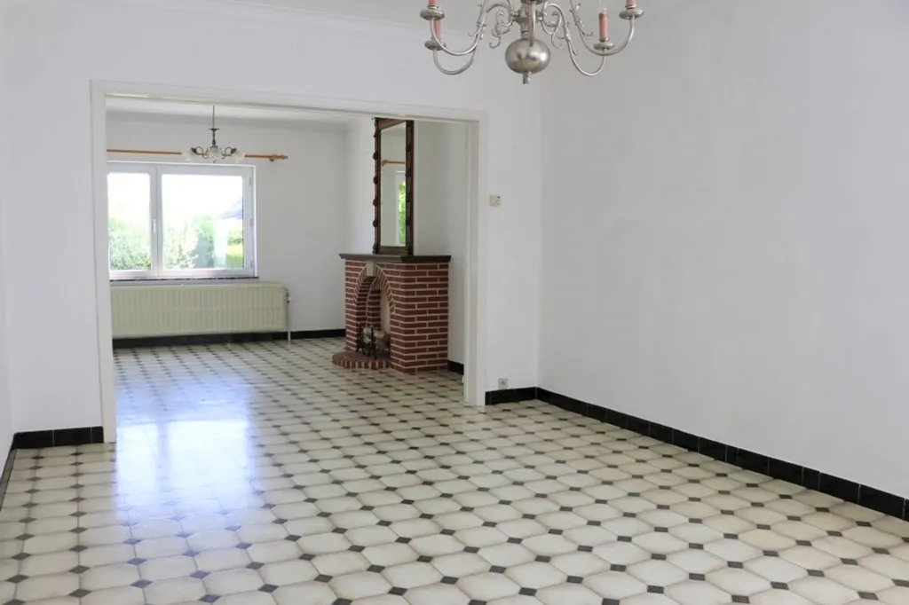 Soggiorno - House with Ample Storage in Namur