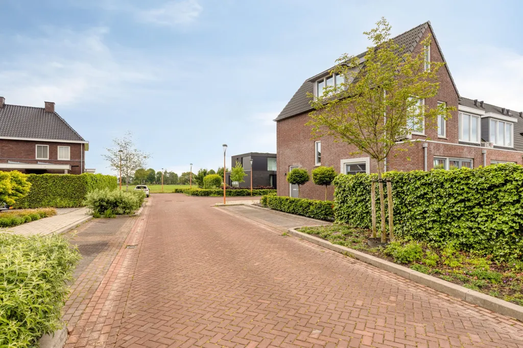 Extérieur - Energetically Efficient Corner House with Garden in De Run