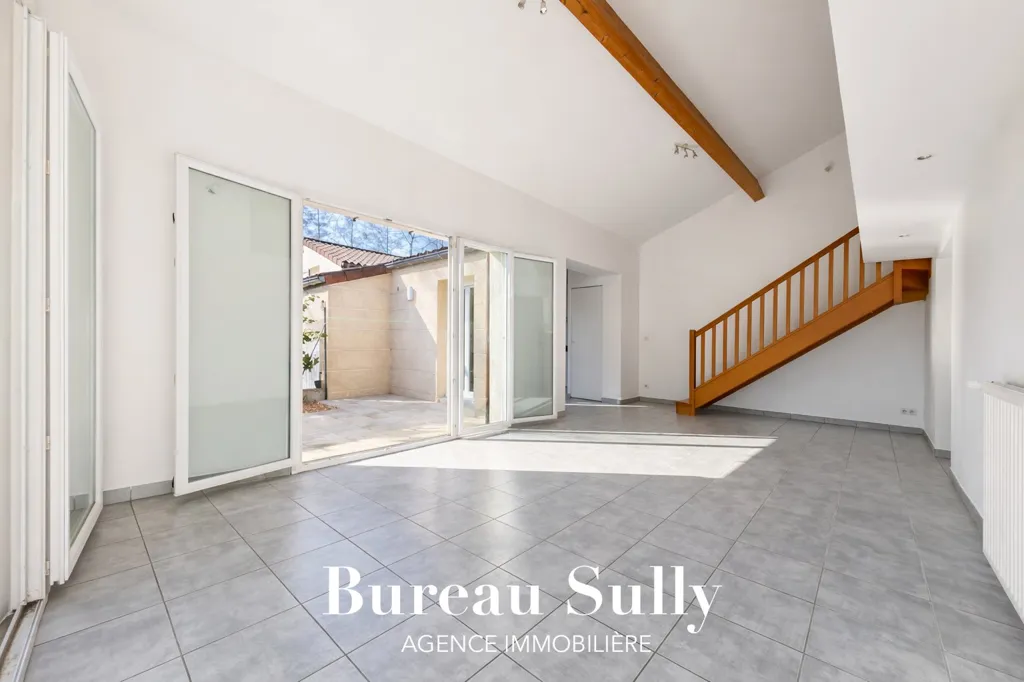 Séjour - Maison 4 Pièces avec Terrasse à Massieux