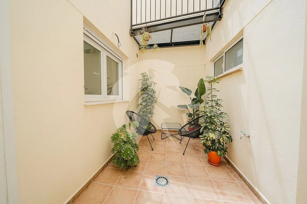 Aed - Apartment with Terrace in Carolinas Altas