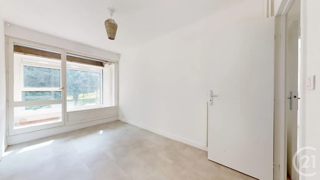 Stanze - 4-Piece Flat with Balcony in Saint-Herblain