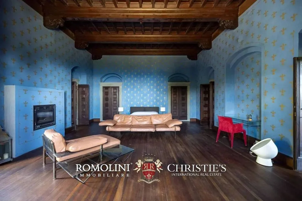 Séjour - Neo-Gothic Castle with Park in Reggello, Tuscany