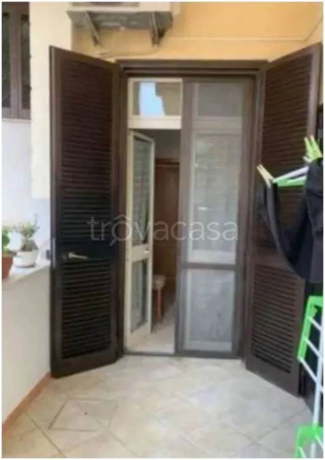 hallway_entrance