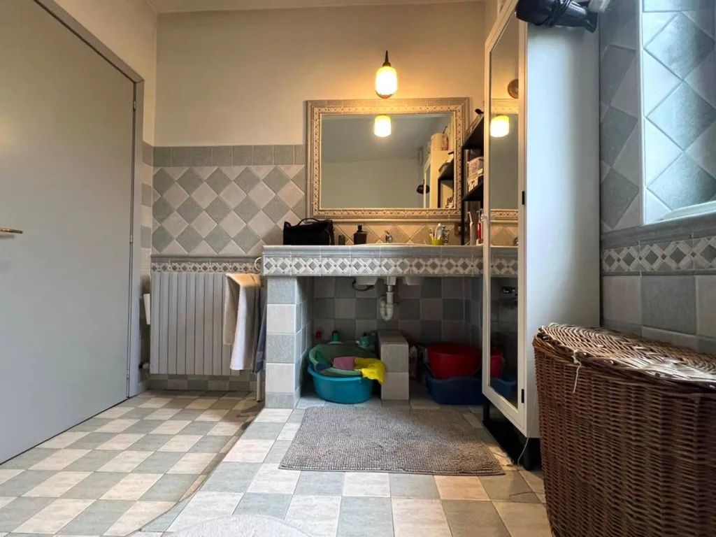 Salles de bain - Rustic Villa with Garden in Canale