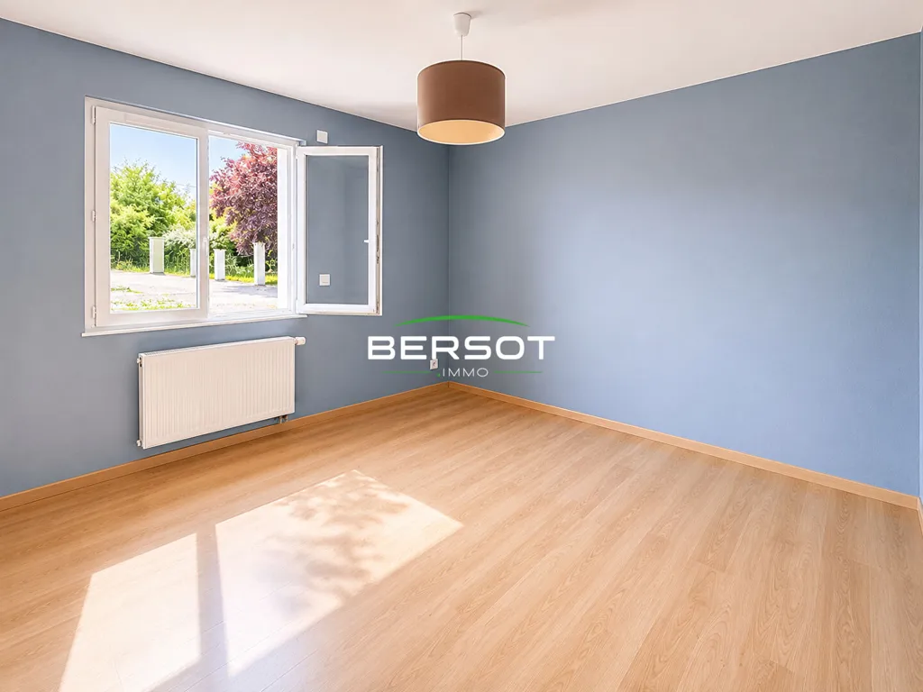 Rooms - Ground Floor Pavilion with Pool Potential near Vesoul