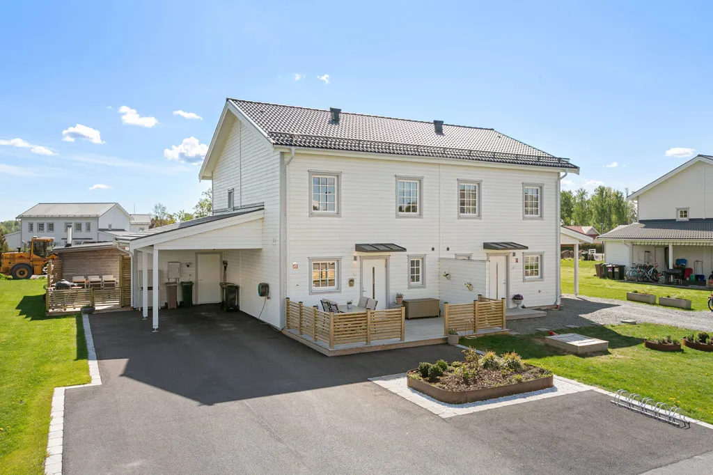Exterior - Modern Bungalow with Garden in Säljan