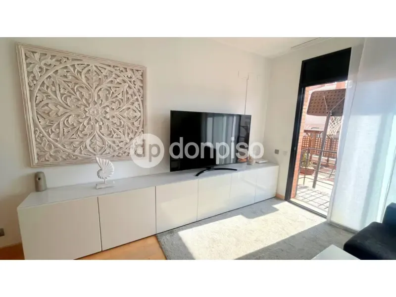 Elutuba - Modern Apartment with Large Terrace in Mas Lluí