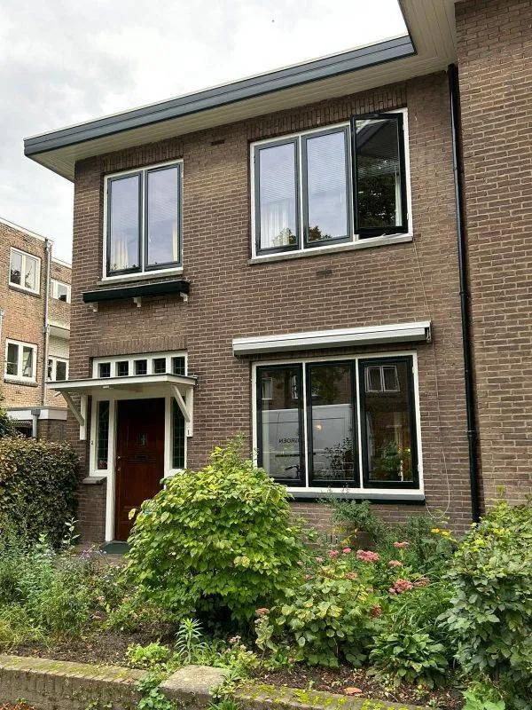 Välivaade - Charmant Corner House with Garden in Eindhoven