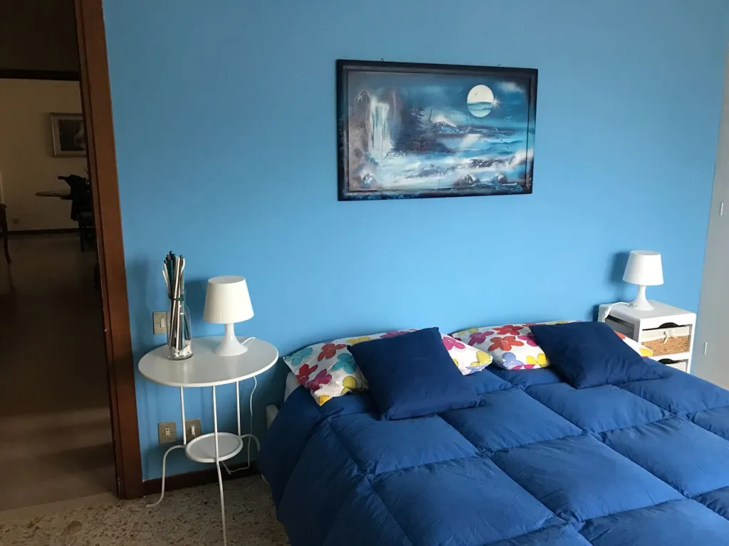 Chambres - Apartment with Balcony in Nettuno Centre
