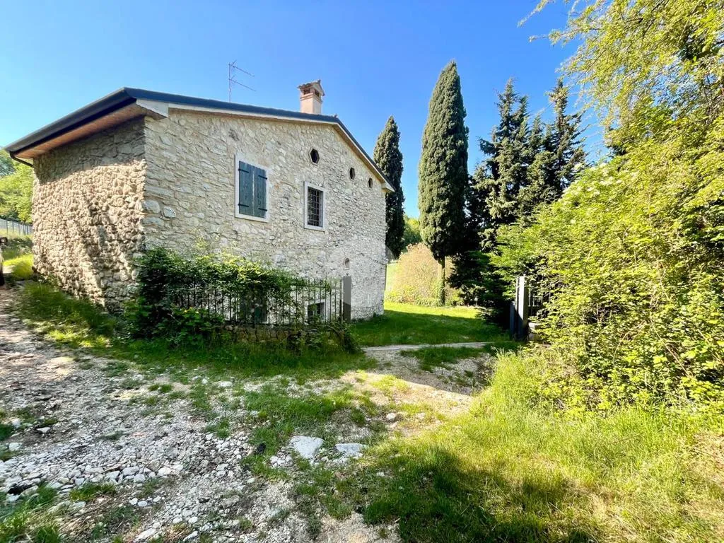 Extérieur - Stone Cottage with Private Garden in Caprino Veronese