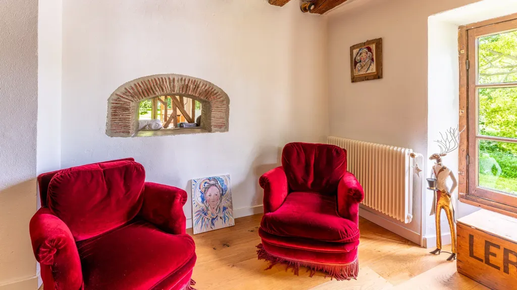 Living Room - Renaissance Mill with Equestrian Facilities near Paris