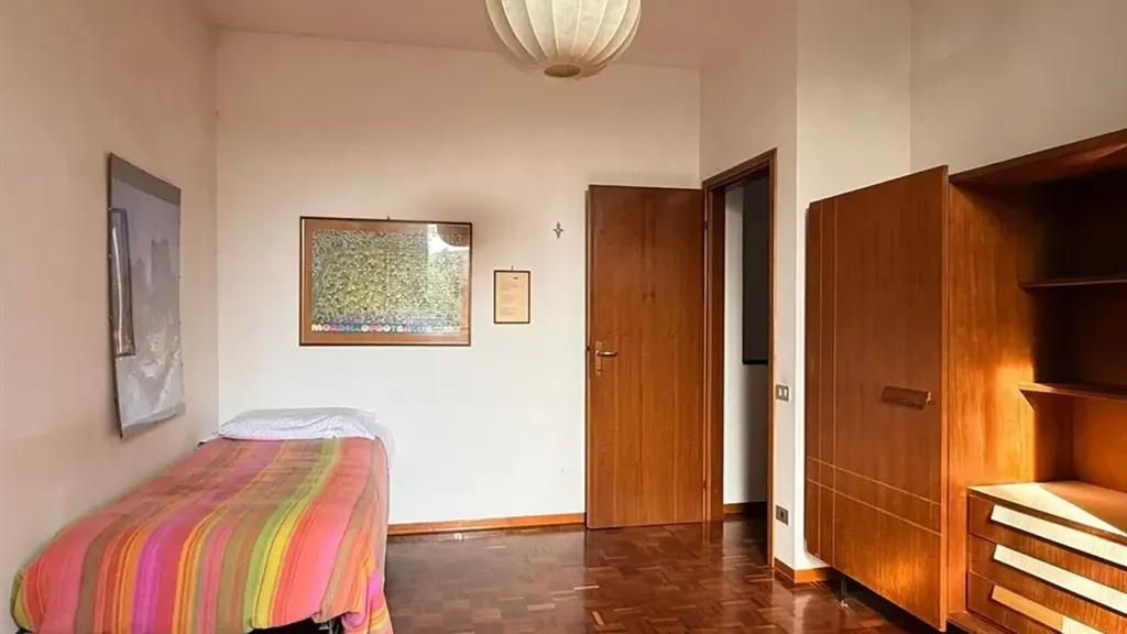 Chambres - Semi-Detached Villa with Private Garden in Faenza