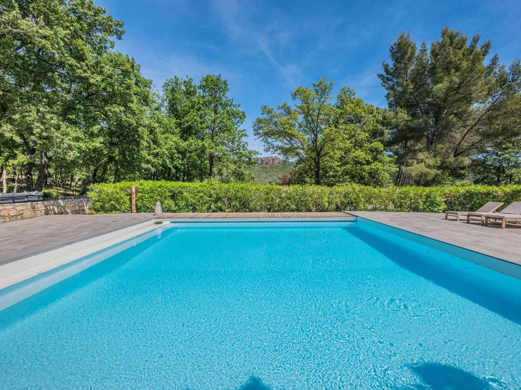 Piscine - Bastide avec Piscine dans le Parc de l'Esterel
