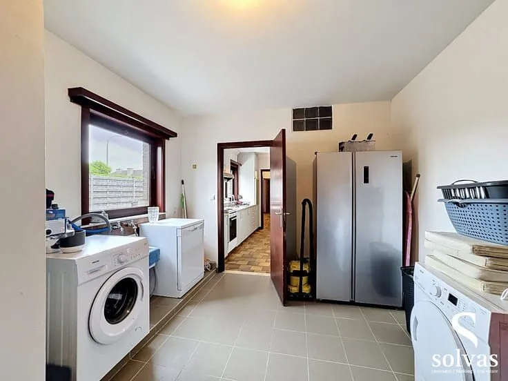 Semi-Detached House with Garden in Eeklo