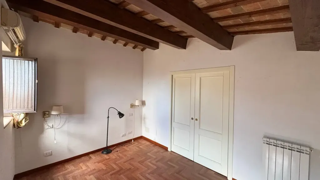 Toad - Independent House with Loft in Fermo
