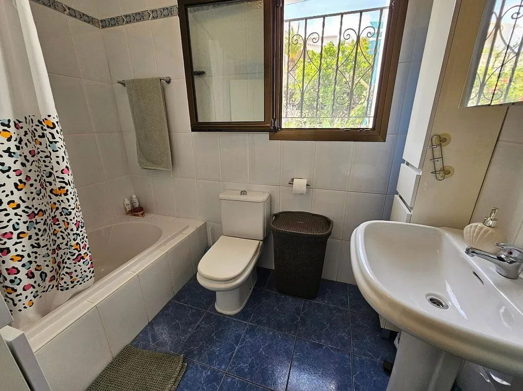Salles de bain - Traditional Villa with Pool in Adsubia