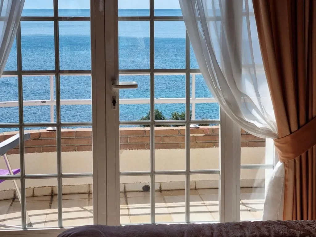 Rõdu - Chalet with Sea Views in L'Ametlla de Mar