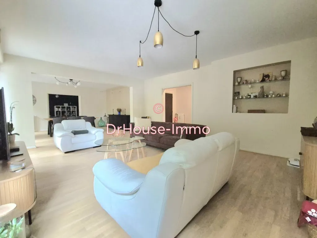 Elutuba - 7-Piece Apartment with Balconies in Chalon-sur-Saône